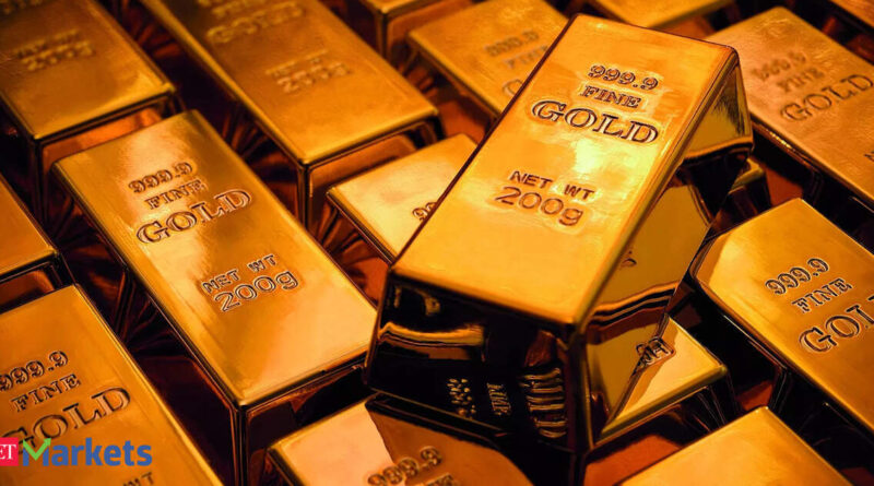 Gold prices are approaching the record at RS 1.10 177/10 GMS. Will Fed Meet push even higher this week?